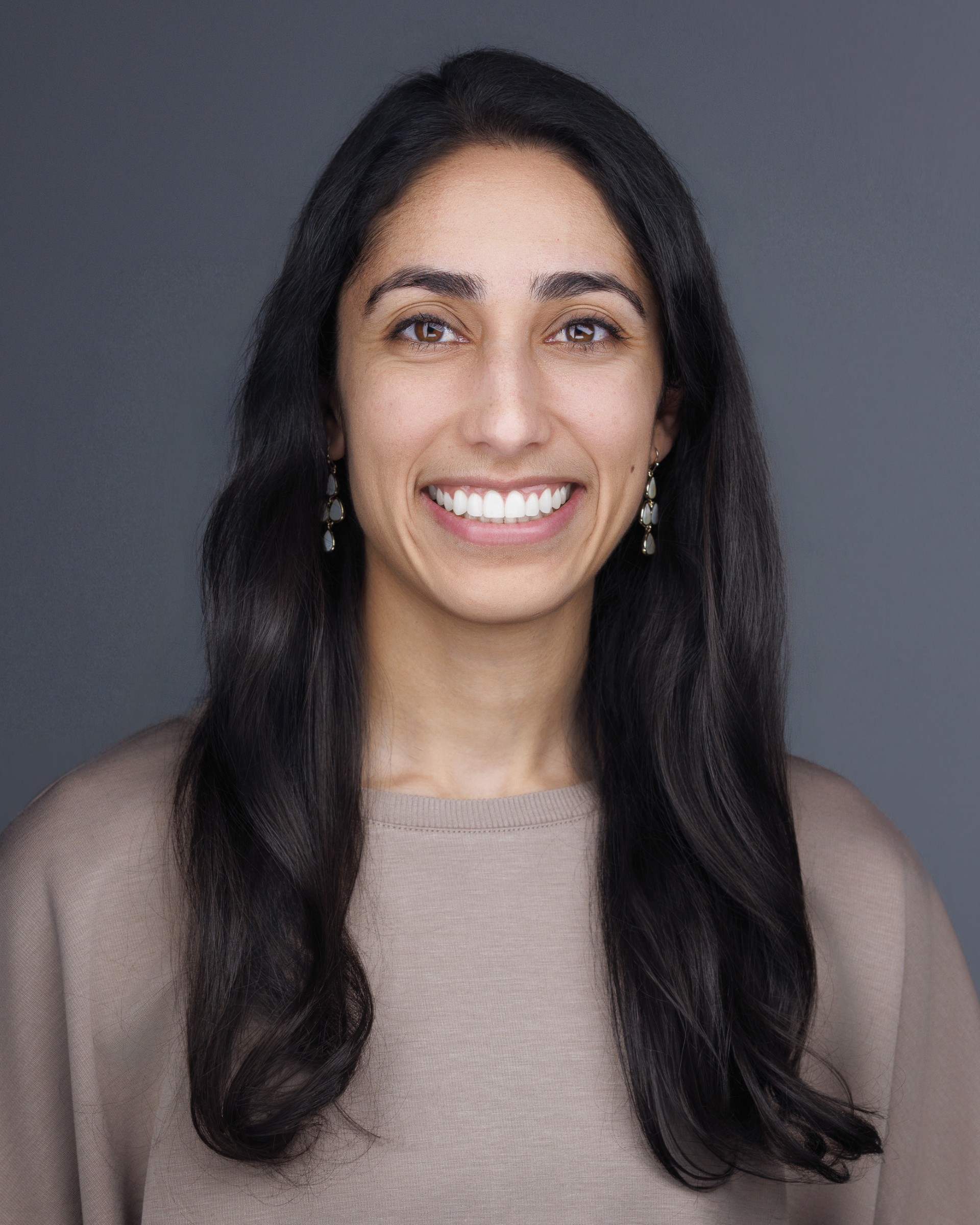 Image of Dr. Menaka Tandon